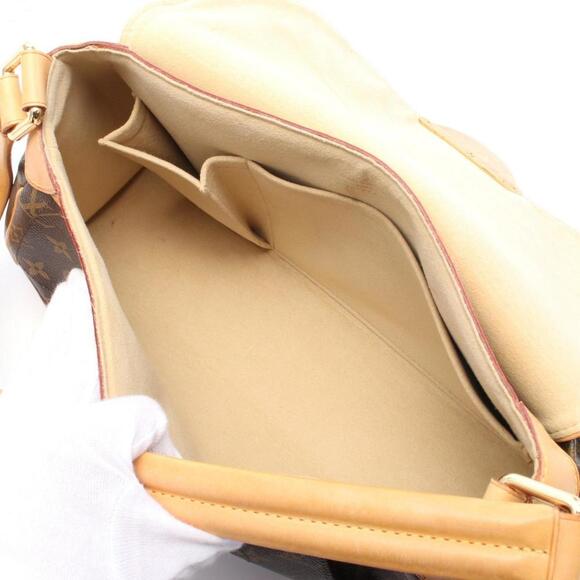 LOUIS VUITTON Brown Monogram Leather Shoulder Bag - Picture 4 of 11